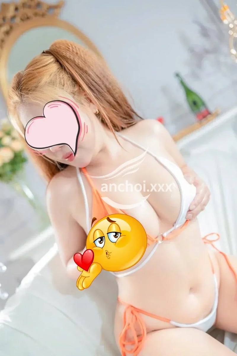 DÂM NỮ NGỌC TRINH - SEXY CUỐN HÚT ĐẾN KHÔNG NGỜ