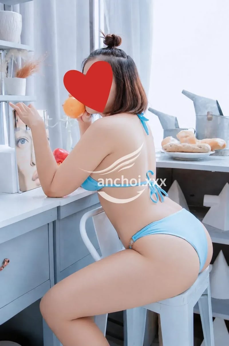 Ngọc múp, dâm, nhiệt tình