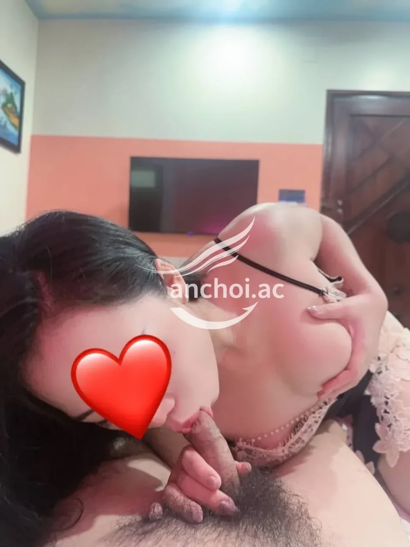 bím e khít nước ra ướt nêm