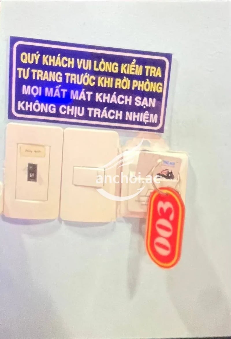 Em ý bước vào phòng mà tôi muốn tan chảy luôn, body chất, dạo đầu bj quá đỉnh...