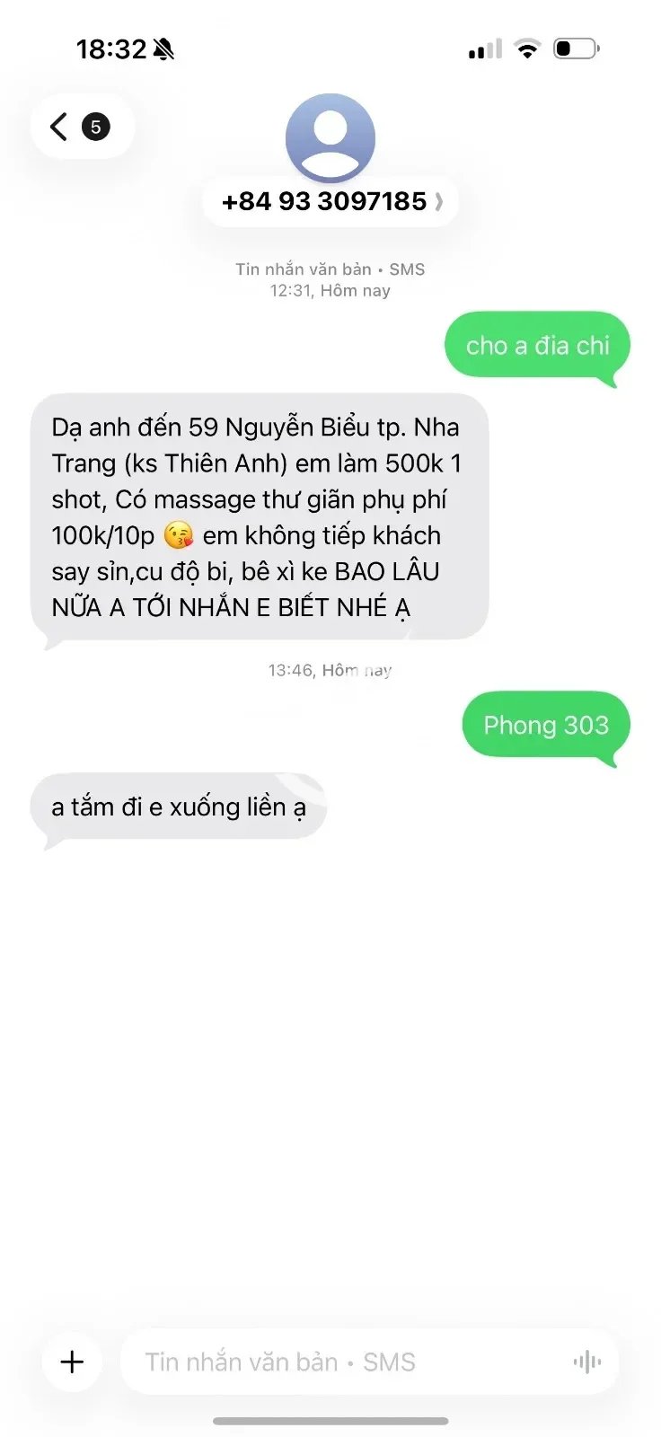 Nhìn em là thấy dễ mến rồi. Dịu dàng mà cuồng nhiệt làm mình sướng rung cả người