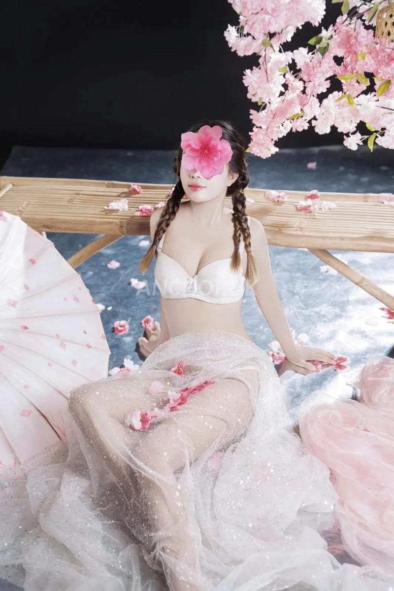 ✨ Kim Như ✨ Da Trắng Bím Đẹp, Body chuẩn gái quê