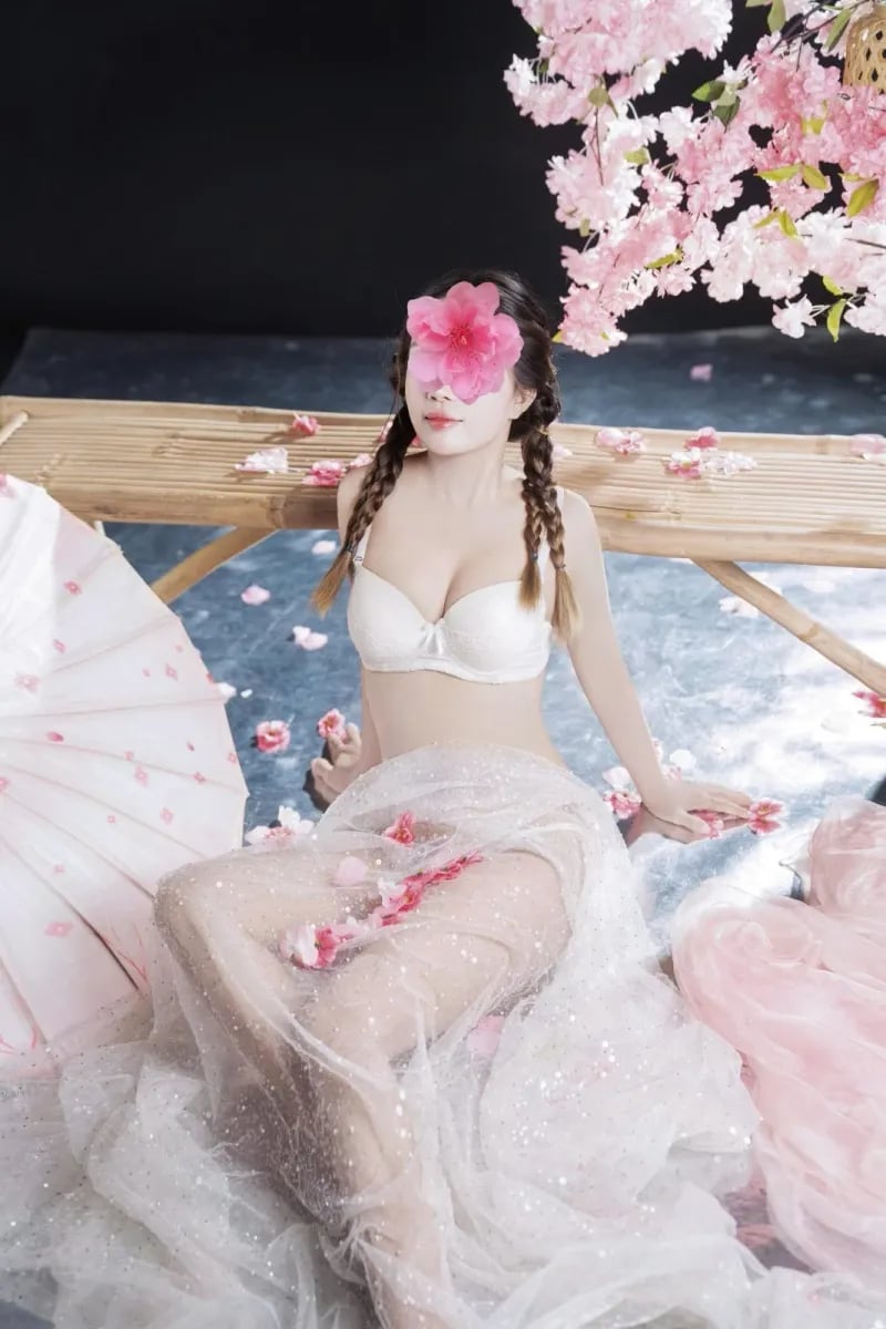 ✨ Kim Như ✨ Da Trắng Bím Đẹp, Body chuẩn gái quê