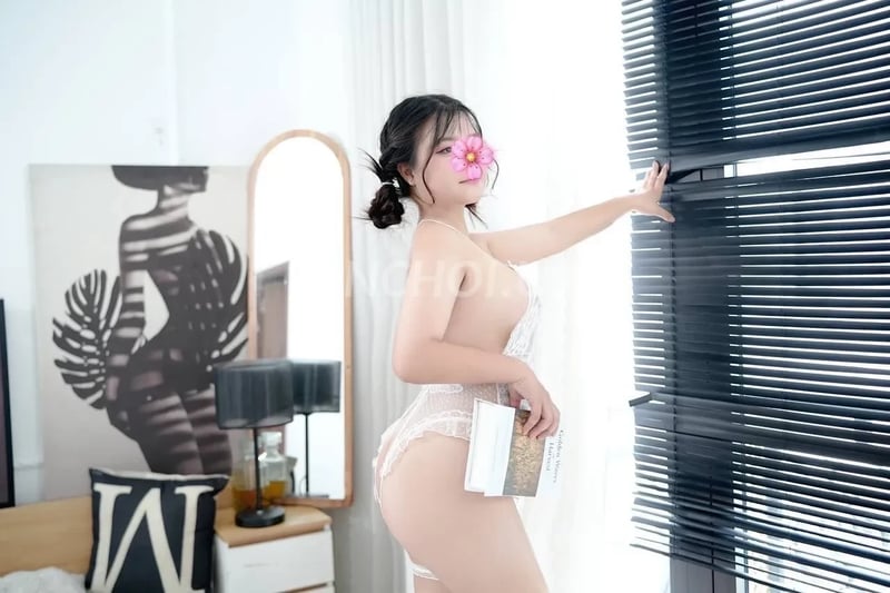 linh anh - lần đầu lên song ngoan hiền