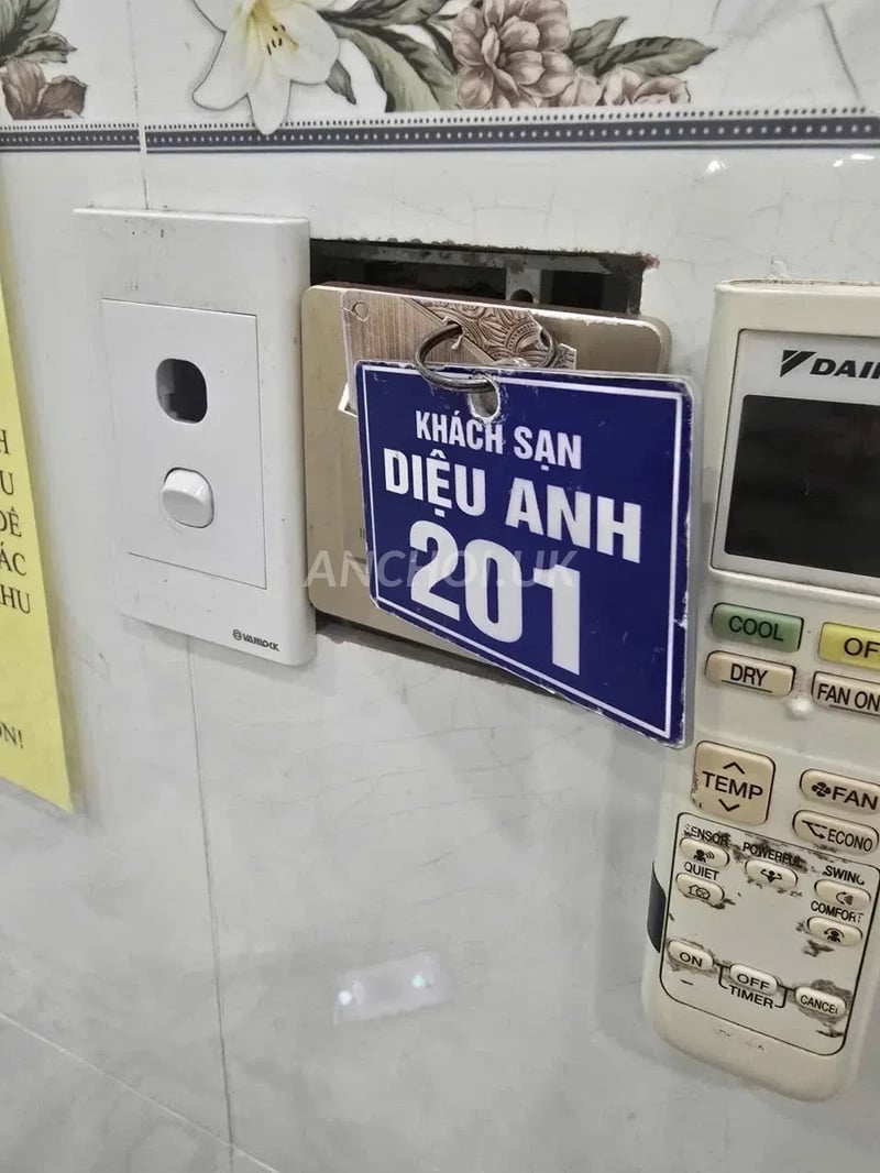 Đã check e và cảm nhận sự tê tái. Hàng họ e rất đẹp. Làm có tâm. Rên rỉ các thứ  — ảnh 4
