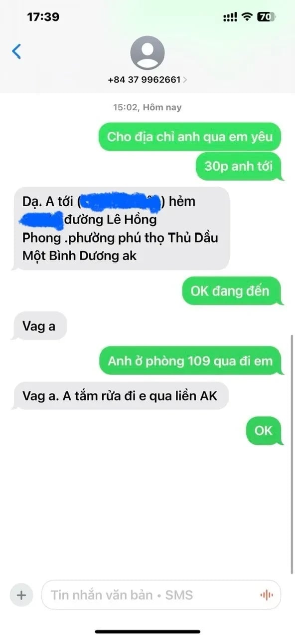 Với tôi e này cực kì hài lòng, giọng em nó nhỏ nhẹ ngọt ngào dễ sợ luôn. body đẹ