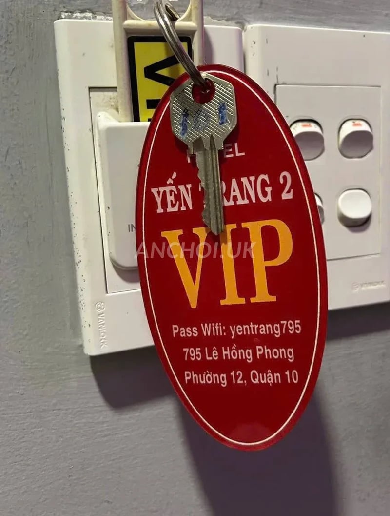 Em gái ngực đẹp, mông mẩy, vào chào hỏi lễ phép, chờ khoảng 5p là đến. Bú mút lâ — ảnh 3