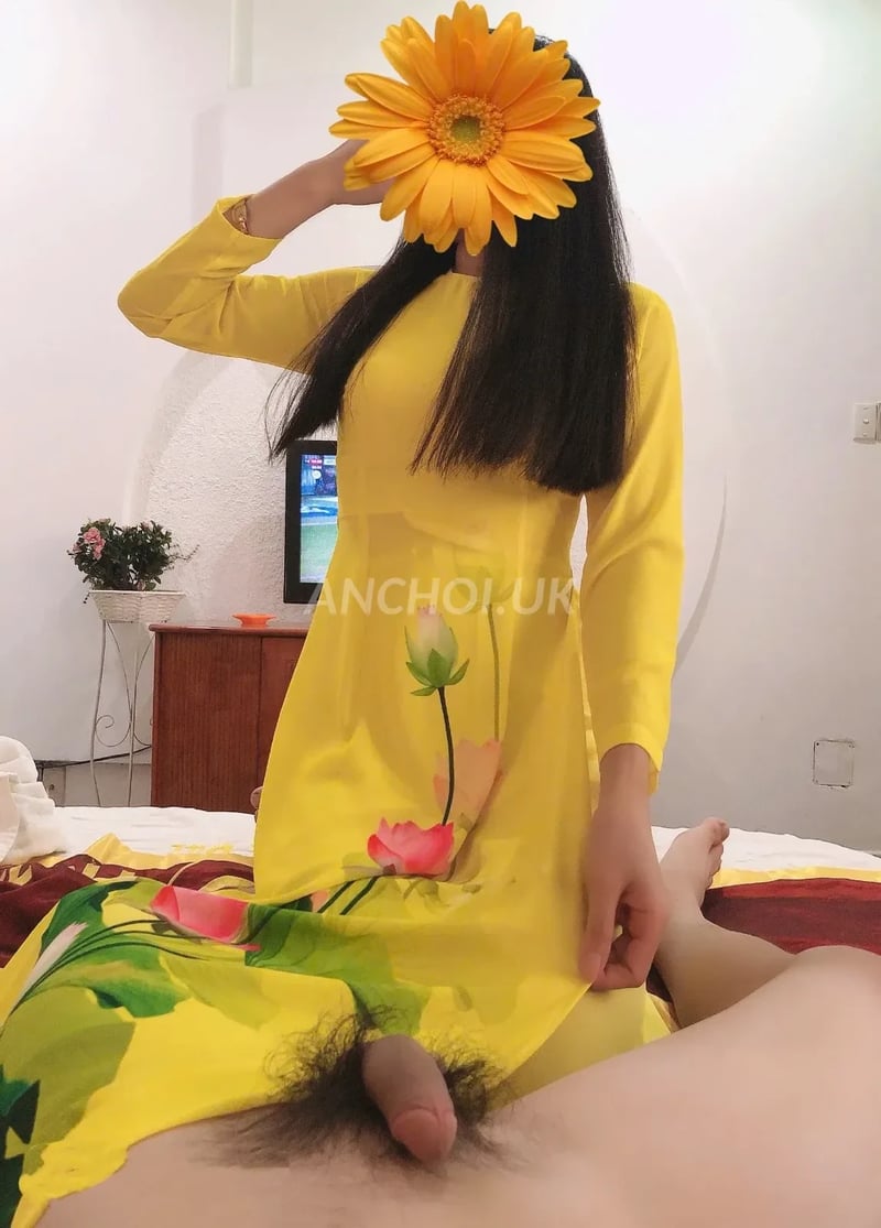Hàng họ đẹp, kỹ năng sex tuyệt vời. 10 điểm