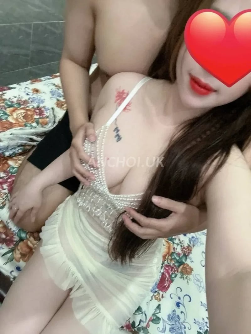Một em gái chuẩn, phong cách nhẹ nhàng tình cảm, giọng ngọt ngào và vô cùng chiề — ảnh 3
