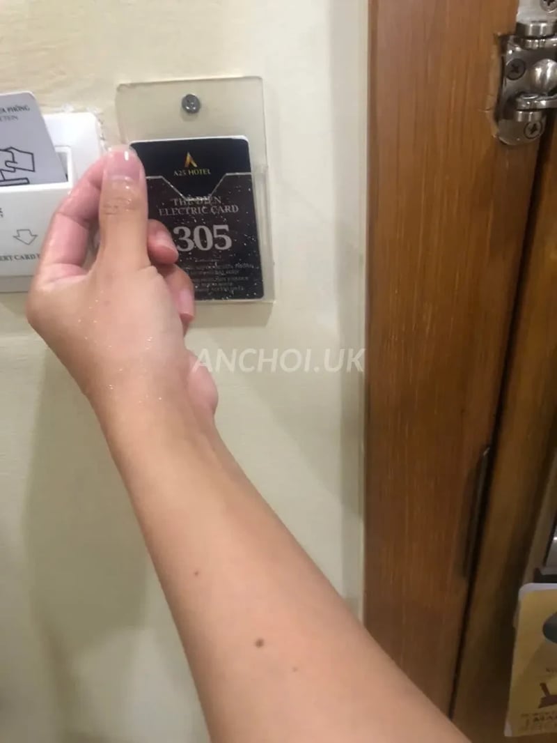 Hẹn dc cái kèo đêm với e đã quá e gái xinh ngon làm tình giỏi dv trên cả tuyệt v