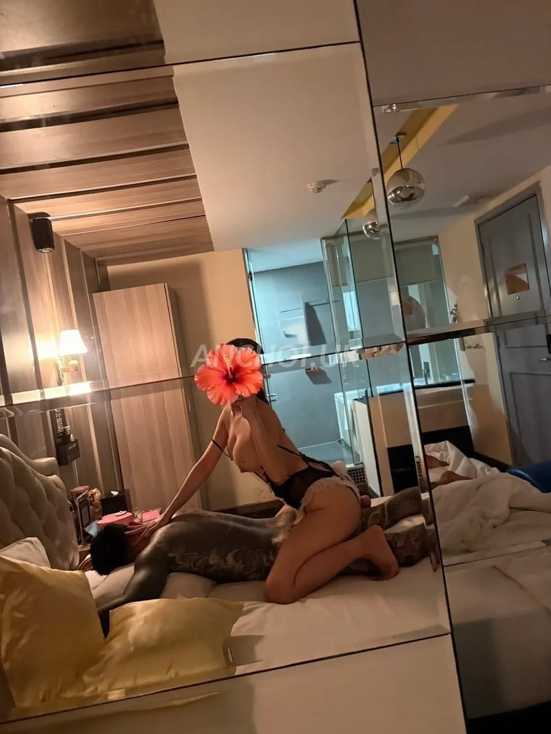 gặp xong chắc phải đăng ký gói hẹn hò theo tháng, em ngon mà nước lol cũng ngon, — ảnh 4
