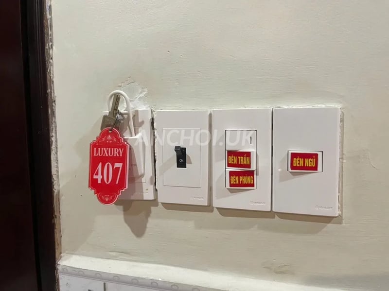 Mặt xinh loa đài lại nét căng, nhìn là muốn chén em ngay rồi. Trẻ xinh, thời gia — ảnh 3