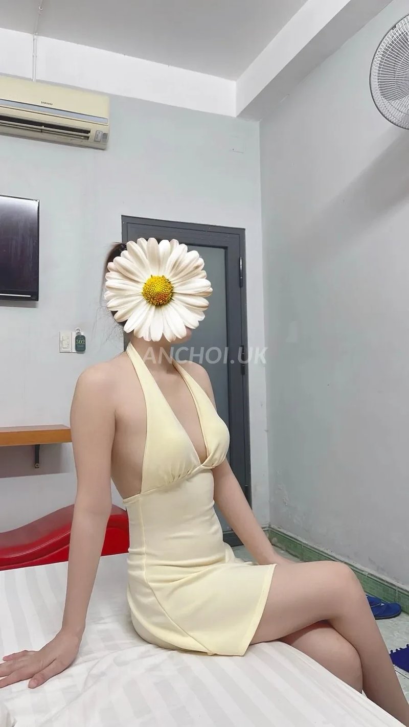 gặp mấy lần rồi gặp lại cũng ko chán, em dễ thương đúng vibe em hàng xóm kute, c — ảnh 4