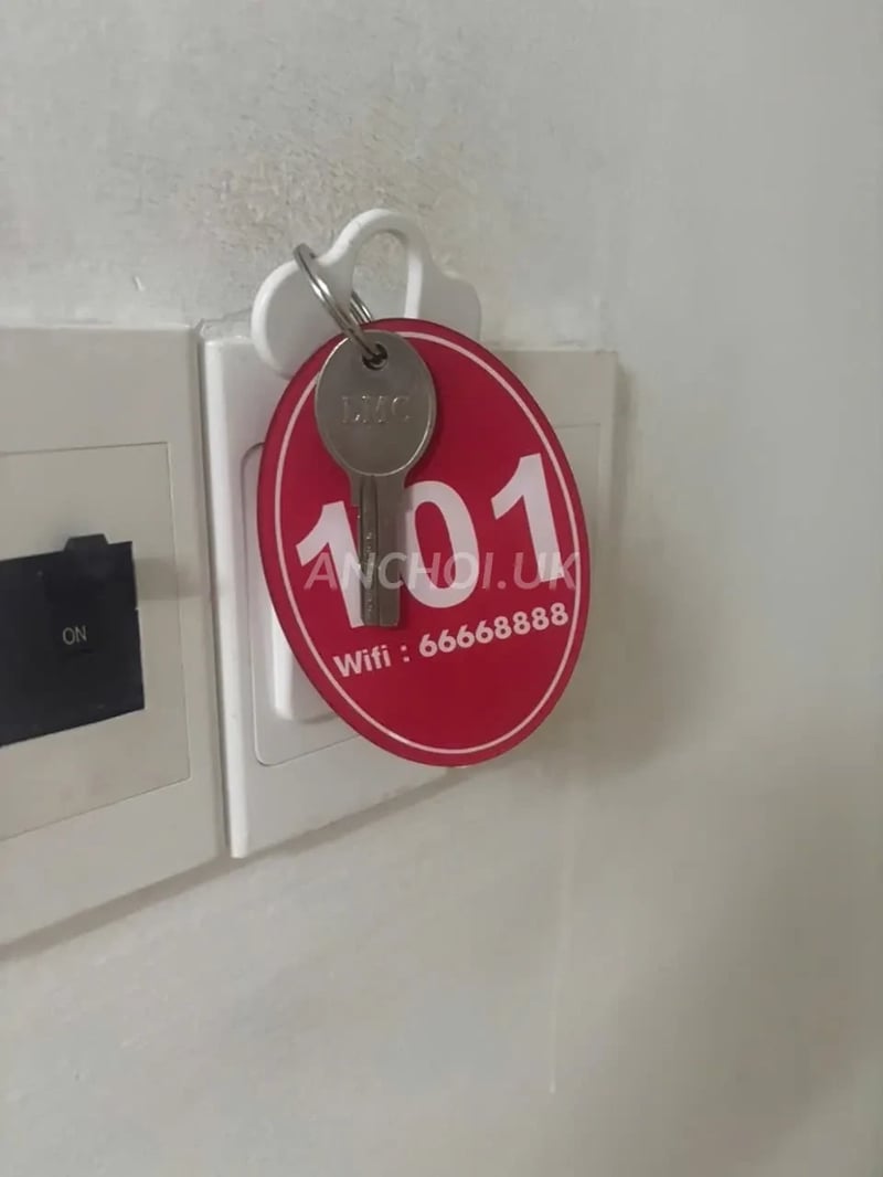E hàng ngon phục vụ đỉnh ngực tấn công mông phòng thủ.vui vẻ nhiệt tình — ảnh 2