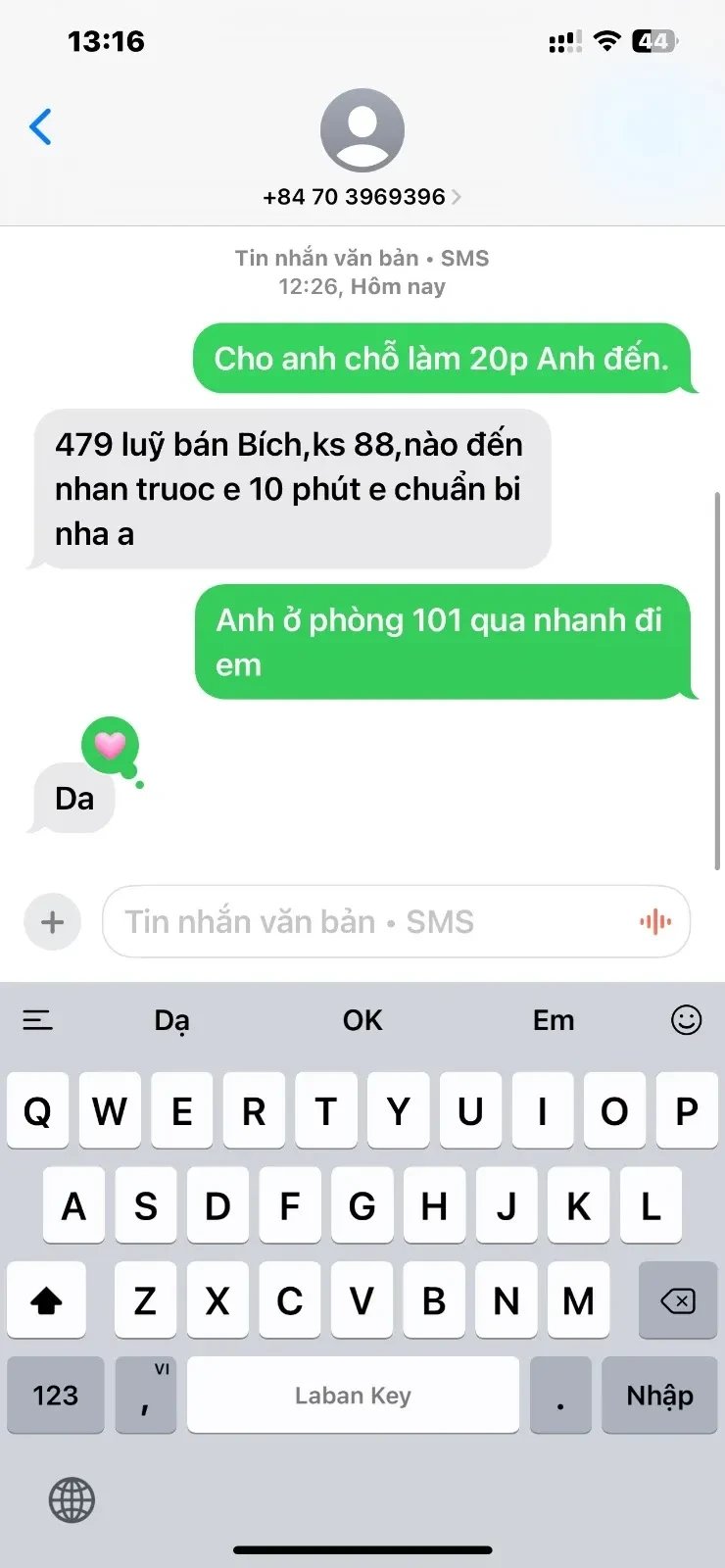 hàng chỉnh không cần sửa, em đẹp tự nhiên, mặt hiền, mông to. Làm tình cực sướng