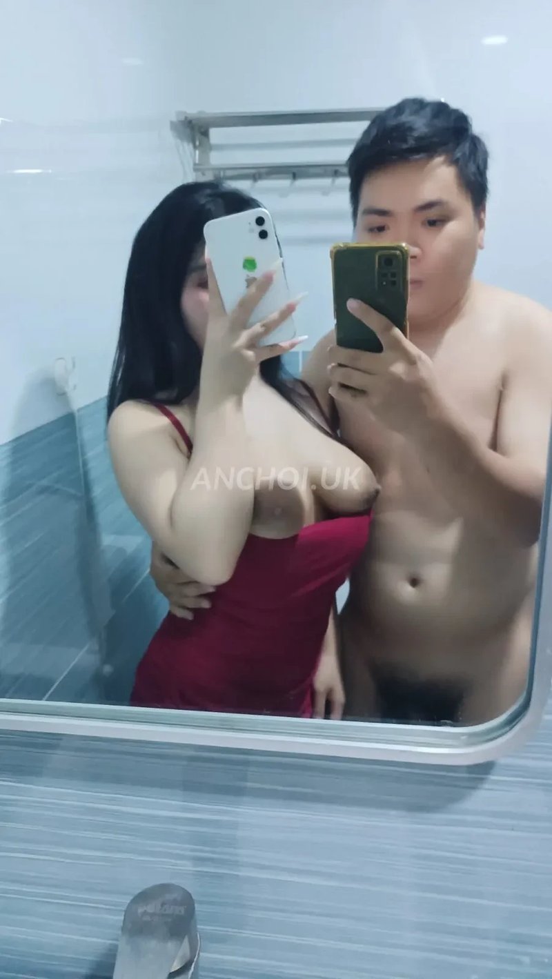 Da trắng mặt xinh, dáng đẹp đẫy đà rất quyến rũ. Tiếp đãi bao nhiệt tình làm rất
