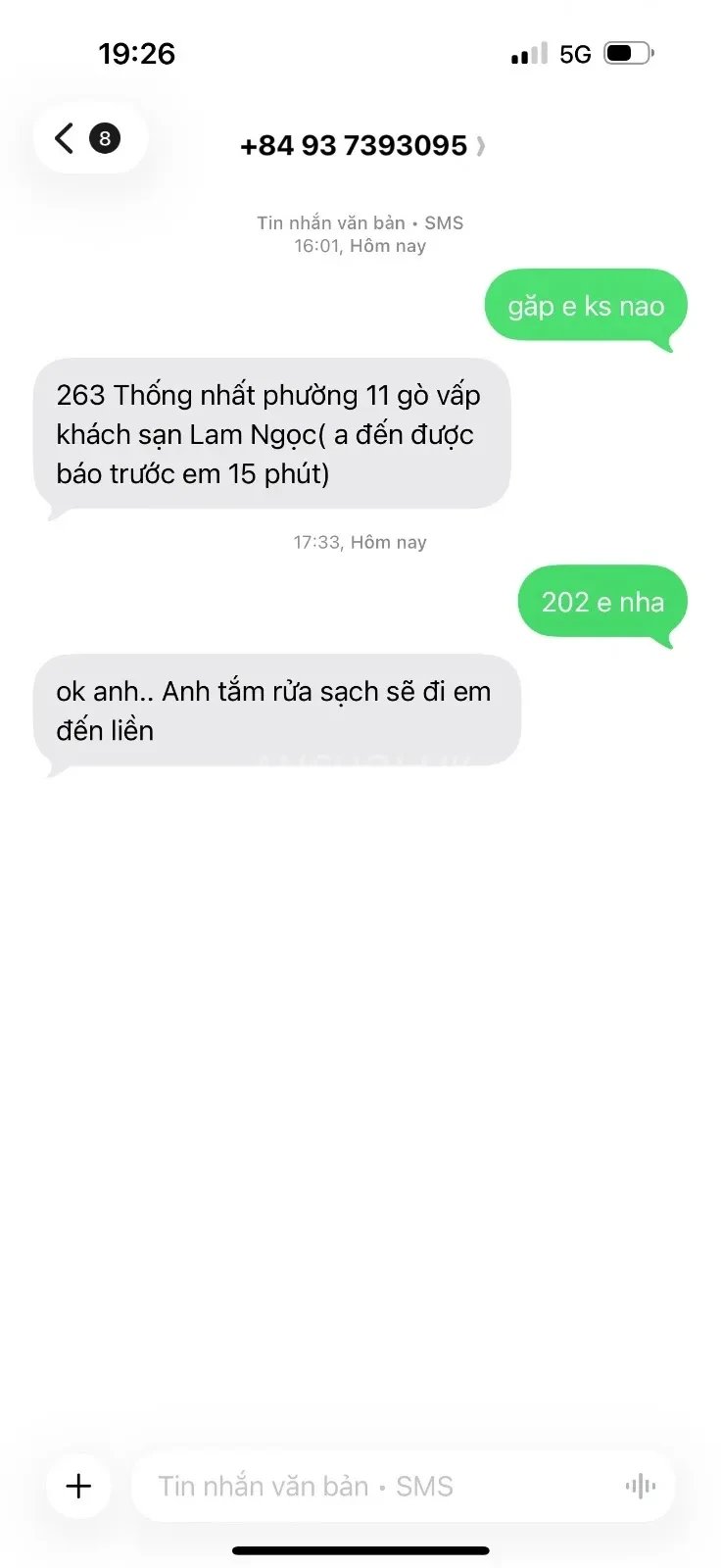 Vú bự kẹp chuối rất ngon, cặp mông sinh ra để doggy. Riêng con chem chép phải nó — ảnh 3