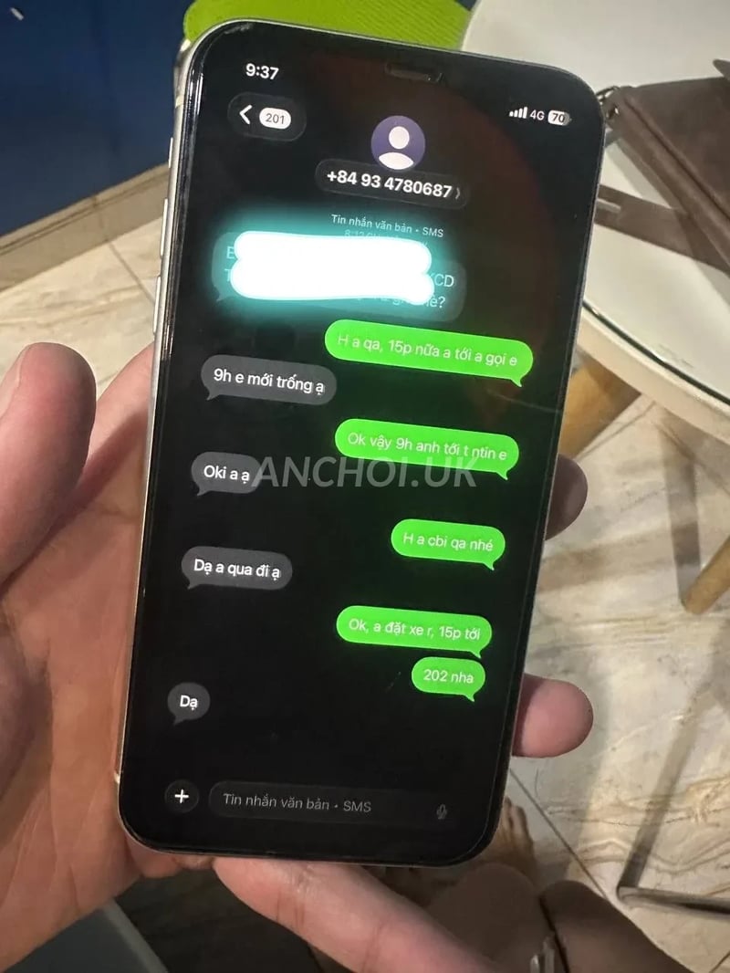 Em gái xinh,dễ thương.vếu to đẹp,body vòng nào ra vòng đó,đẹp mê li.dịch vụ đầy 