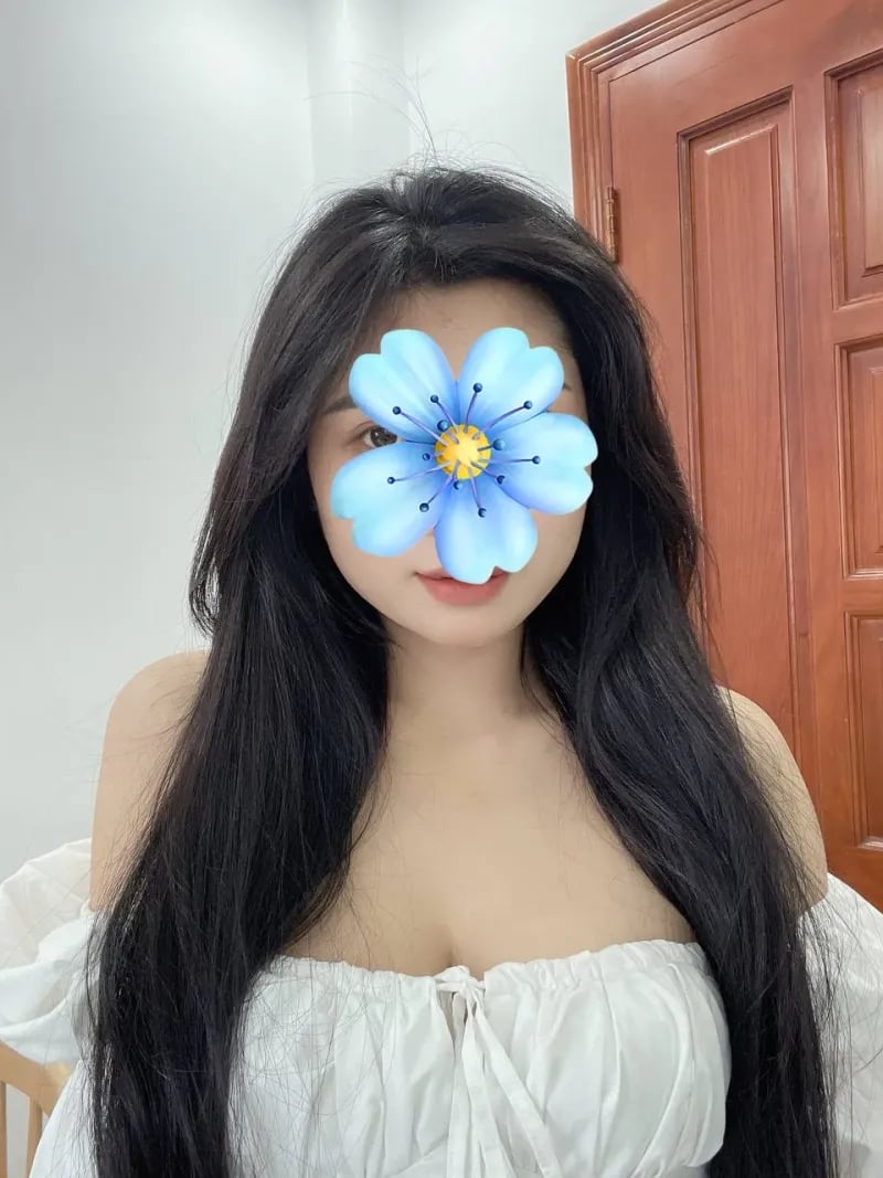 BÉ LINH XINH XẮN THÂN THIỆN TÌNH CẢM 