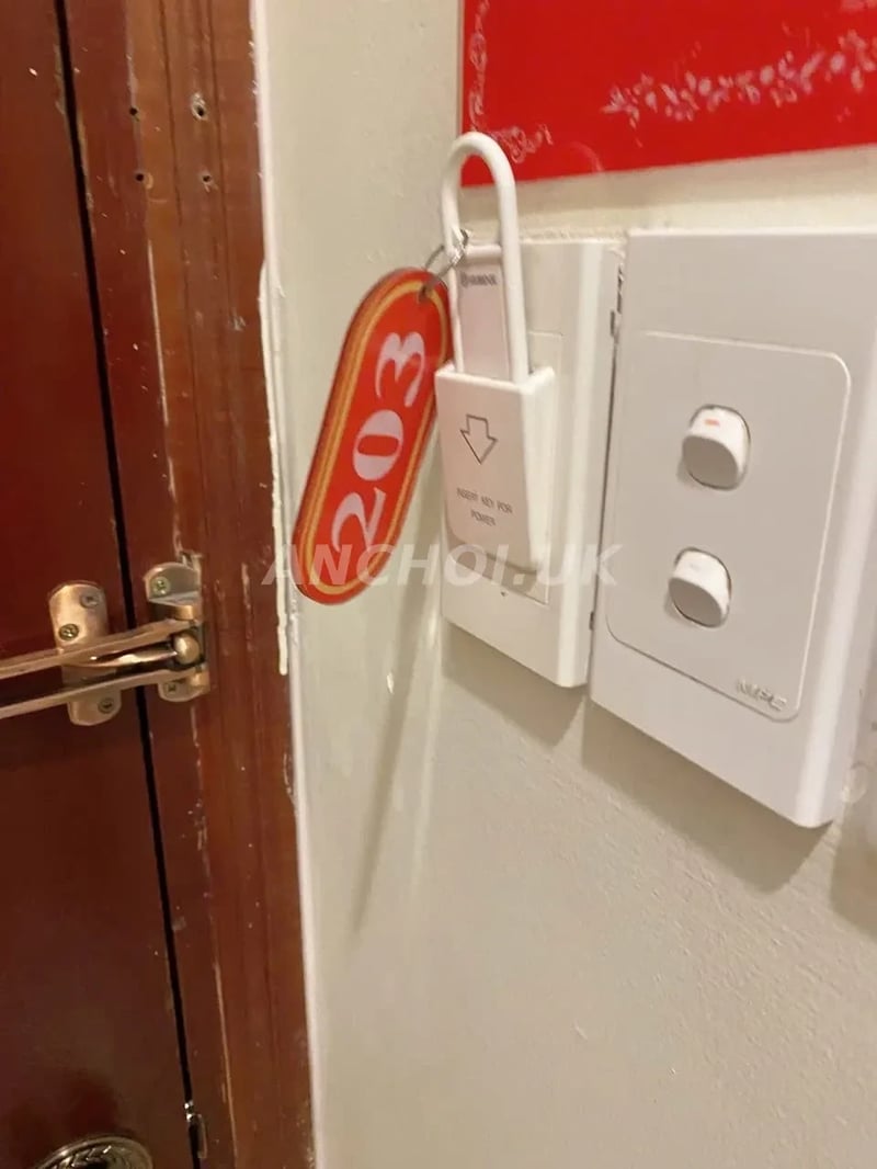 E ý còn nhỏ mà kn đỉnh lắm nha , cái lưỡi hư hỏng liếm cc phê ko lối thoát — ảnh 4