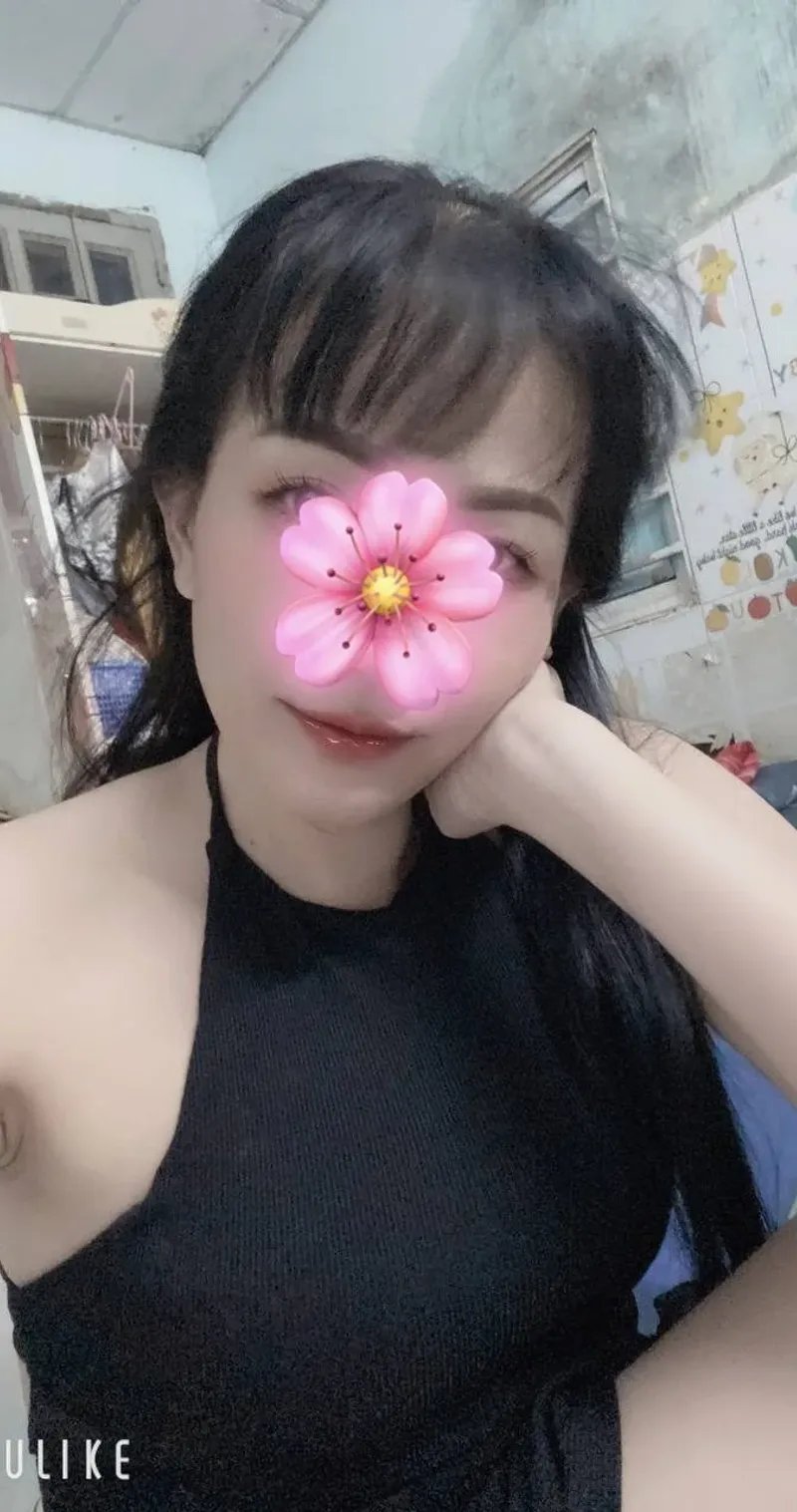 Băng Di xinh đẹp sắc sảo xứng tầm giá, Cosplay sexy : nữ sinh, ren lưới lọt khe, hầu gái