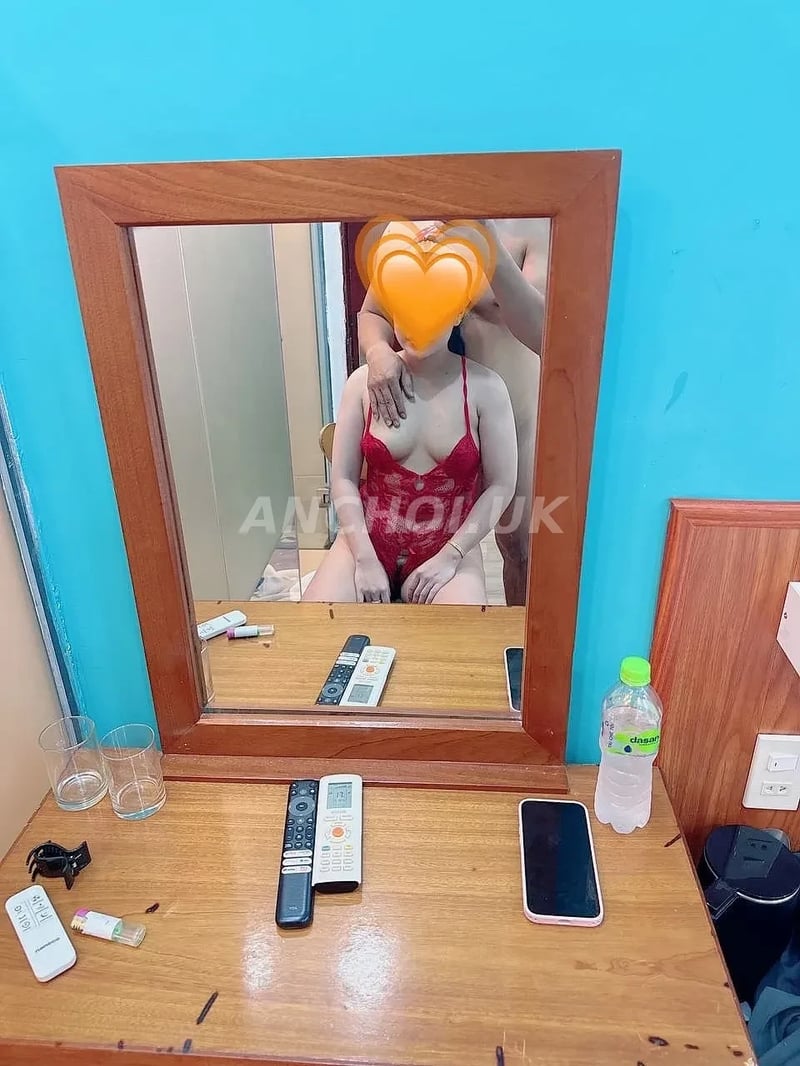 xinh đẹp gơi tình bú như nghệ sỹ làm tình chuẩn tình nhân. — ảnh 2