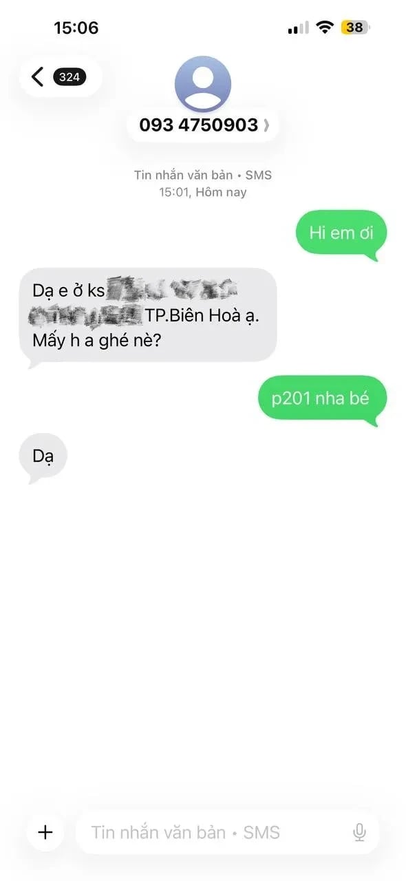 Qua đi với em nó giờ mới kể. Mặt xinh, cười rất vui vẻ, hàng họ đẹp, service tuy — ảnh 2