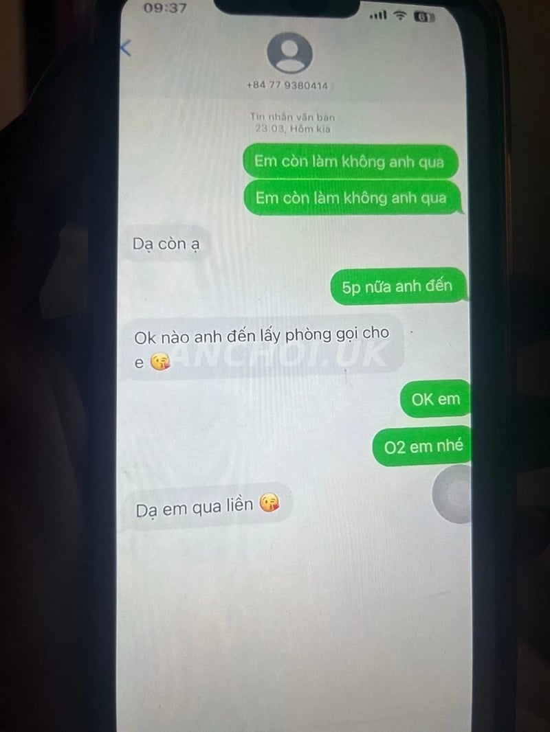 em gái hàng dâm, mình dây mà mông bự, cưỡi ngựa hay doggy đều phê — ảnh 3