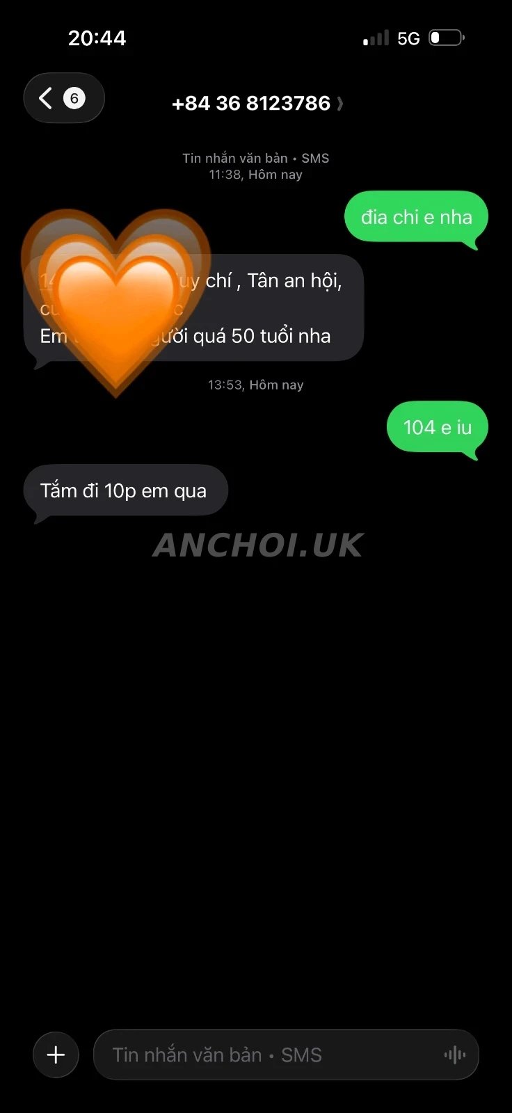 Em này phải nói là làm tình khéo, rất nhiều cảm xúc. Làm tình rất hợp tác và bứn