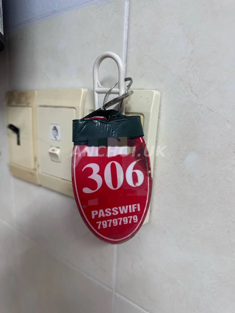 Gặp e là hết muốn về luôn, xinh , sang ,quan trọng nhất là e nó thơm nồng nàn cá