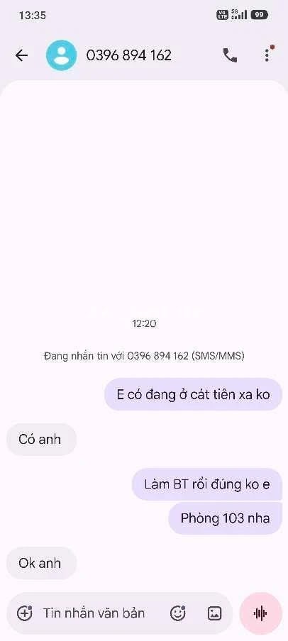 Kiểu vô phòng thái độ. Làm qua loa đúng 30s. Mang bao, đụng vào ng này kia