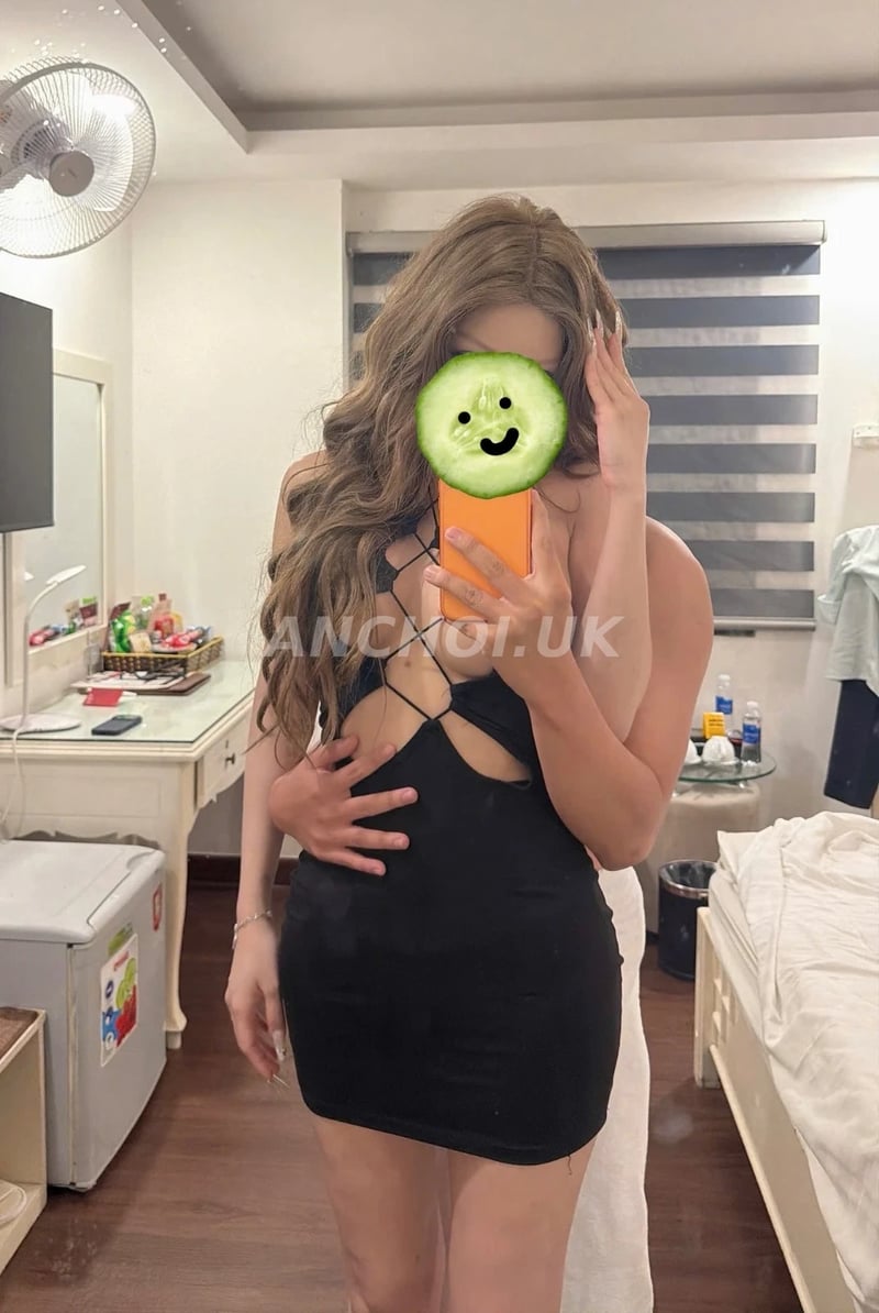 mặt xinh mông cong vú đẹp, rất ấn tượng — ảnh 3